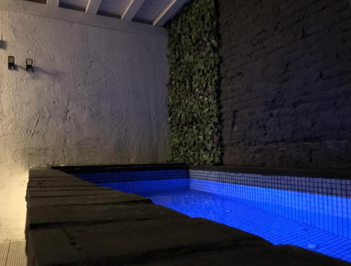 Pequeno Alojamiento Con Mini Piscina - No Climatizada Valencia Buitenkant foto
