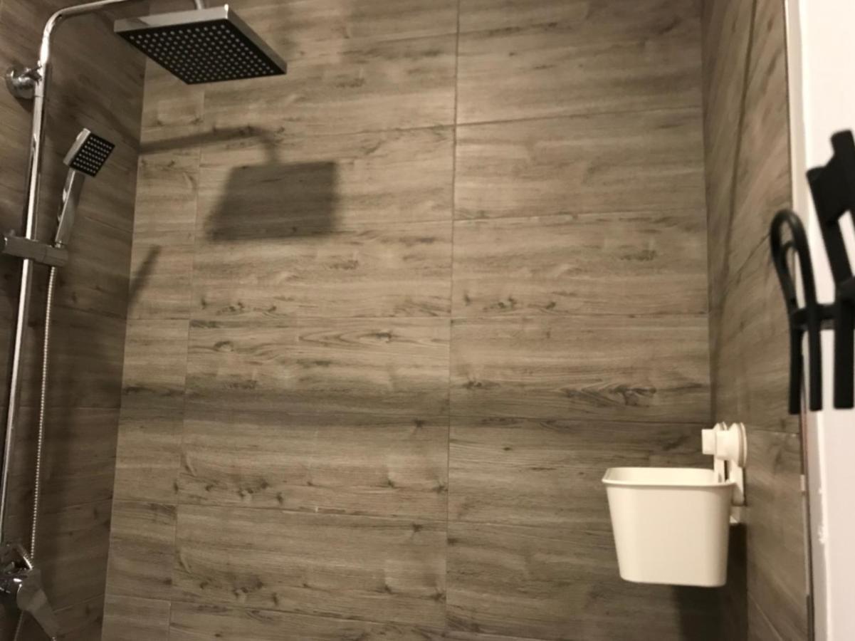 Pequeno Alojamiento Con Mini Piscina - No Climatizada Valencia Buitenkant foto