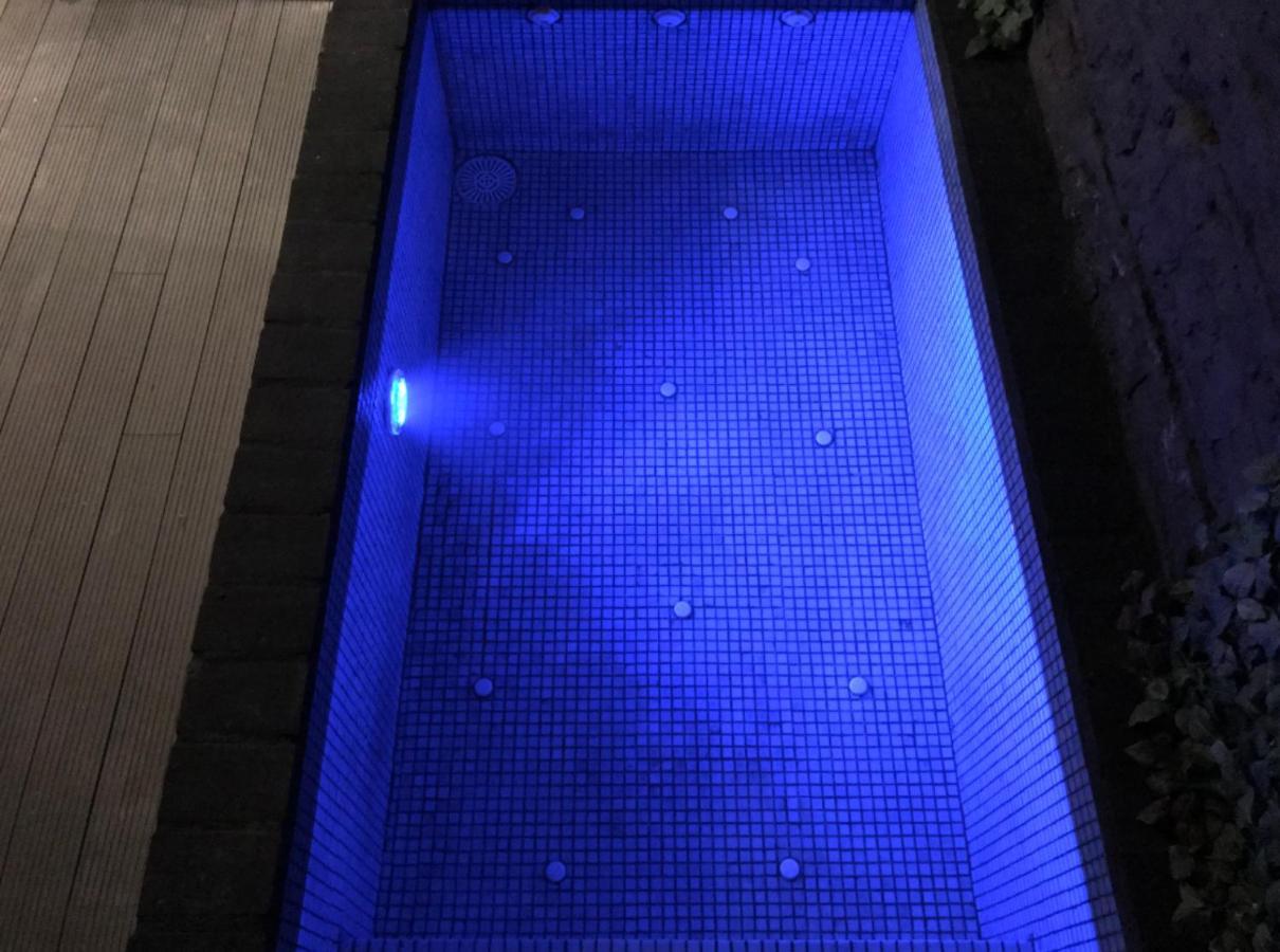 Pequeno Alojamiento Con Mini Piscina - No Climatizada Valencia Buitenkant foto