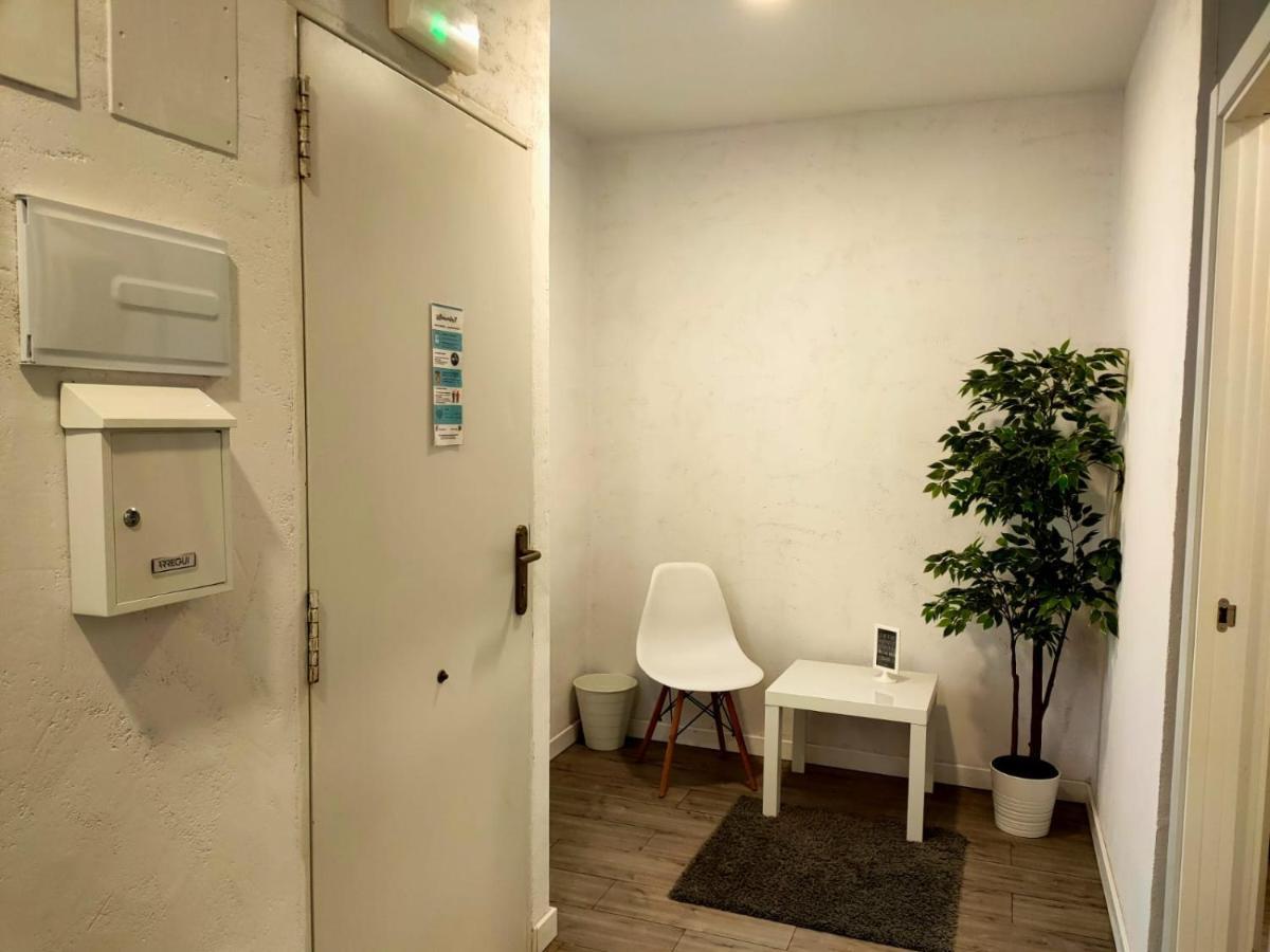 Pequeno Alojamiento Con Mini Piscina - No Climatizada Valencia Buitenkant foto
