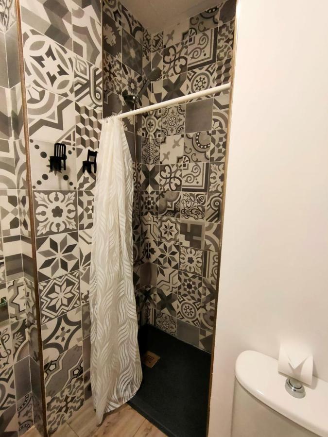 Pequeno Alojamiento Con Mini Piscina - No Climatizada Valencia Buitenkant foto